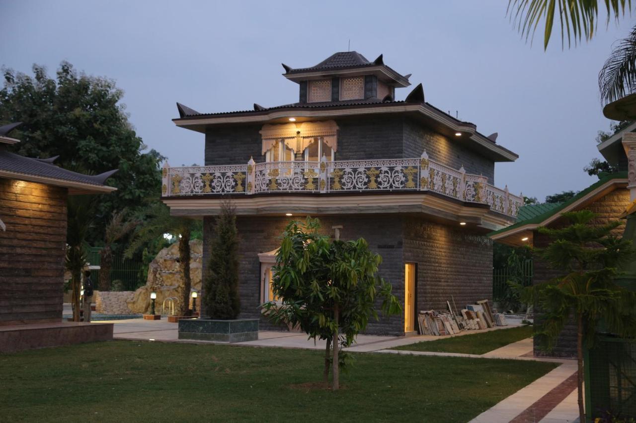 มันน์ เดอะ ปาล์ม รีทรีต Hotel ลัคเนา ภายนอก รูปภาพ