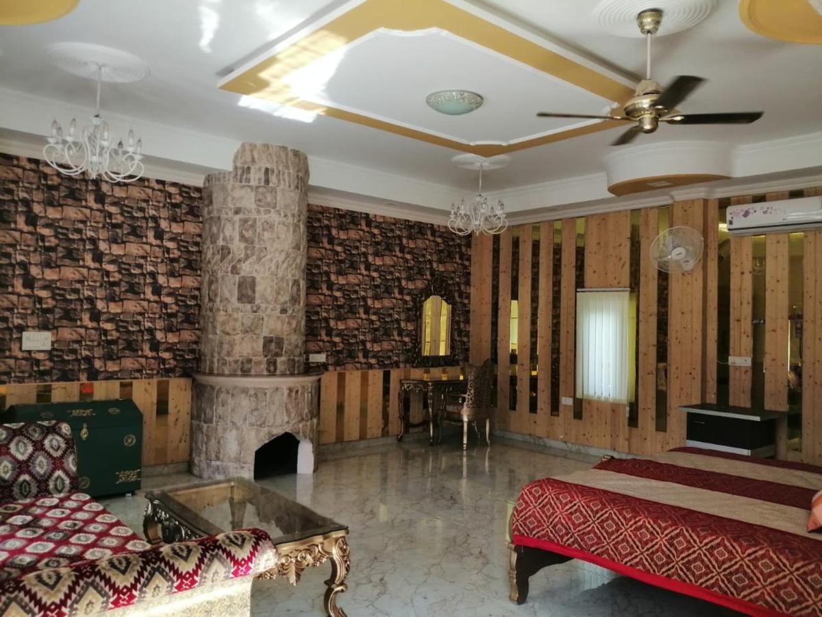 มันน์ เดอะ ปาล์ม รีทรีต Hotel ลัคเนา ภายนอก รูปภาพ