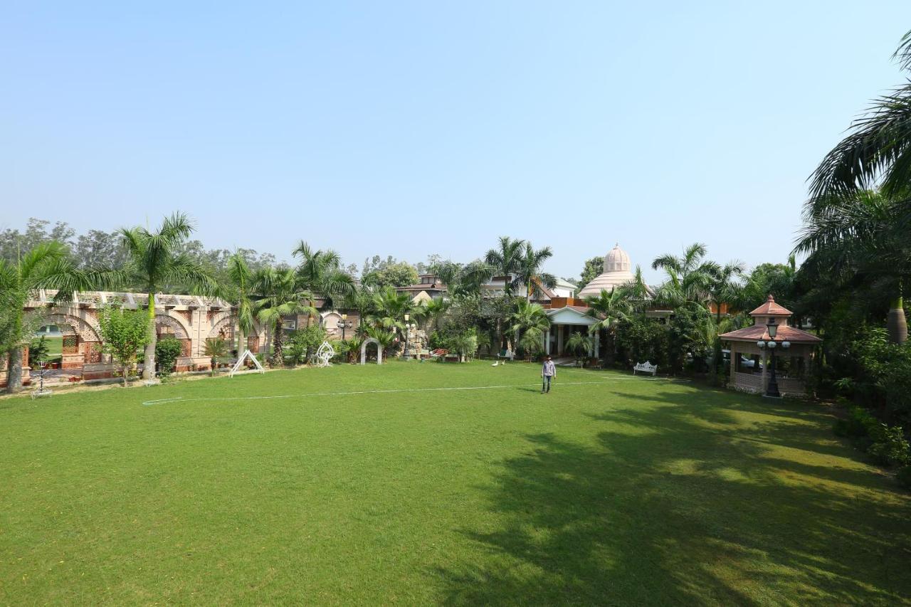 มันน์ เดอะ ปาล์ม รีทรีต Hotel ลัคเนา ภายนอก รูปภาพ